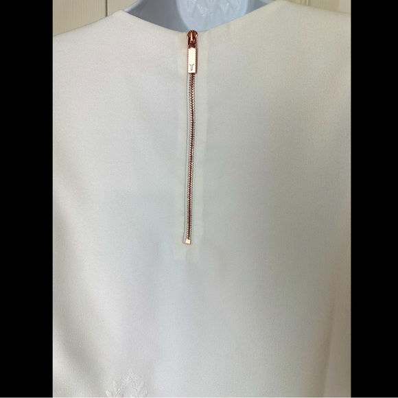 TED BAKER Nardiya Delicate Blouse Top Shirt White Lave Pleated Hem Exposed Zip - Picture 7 of 14